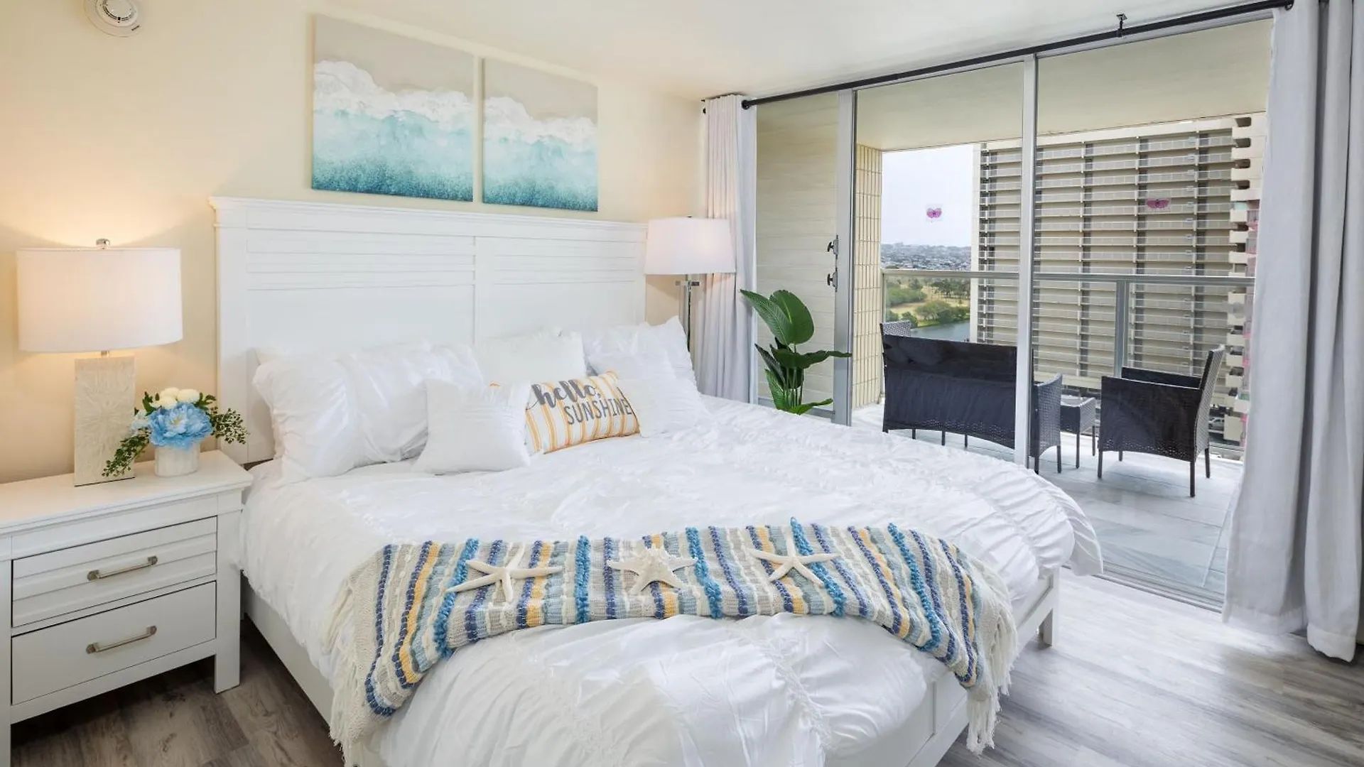 Beach Life Waikiki One Bedroom Condo Full Kitchen Honolulu